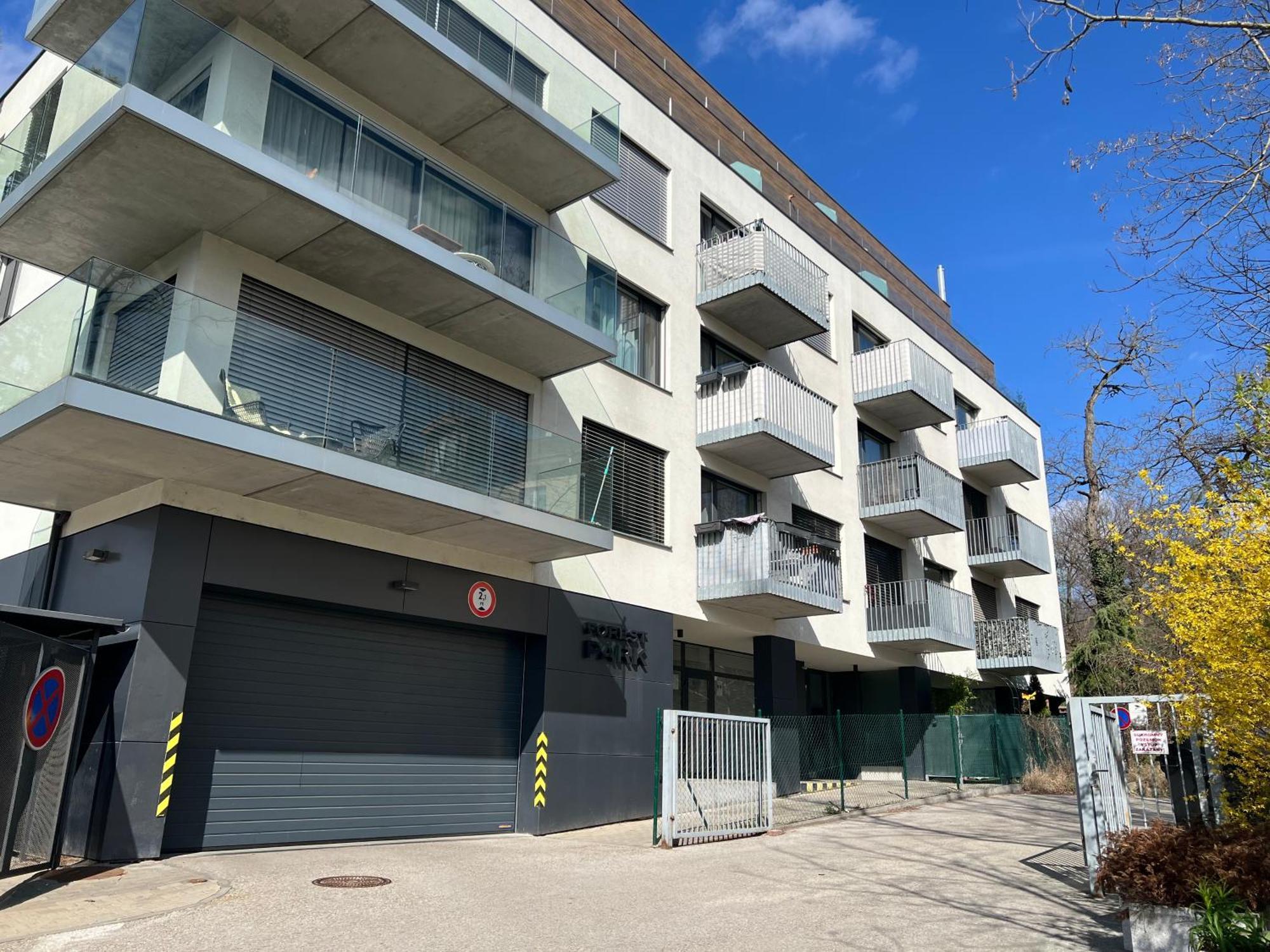 Forest Park Garden Apartment Bratislava Exterior foto